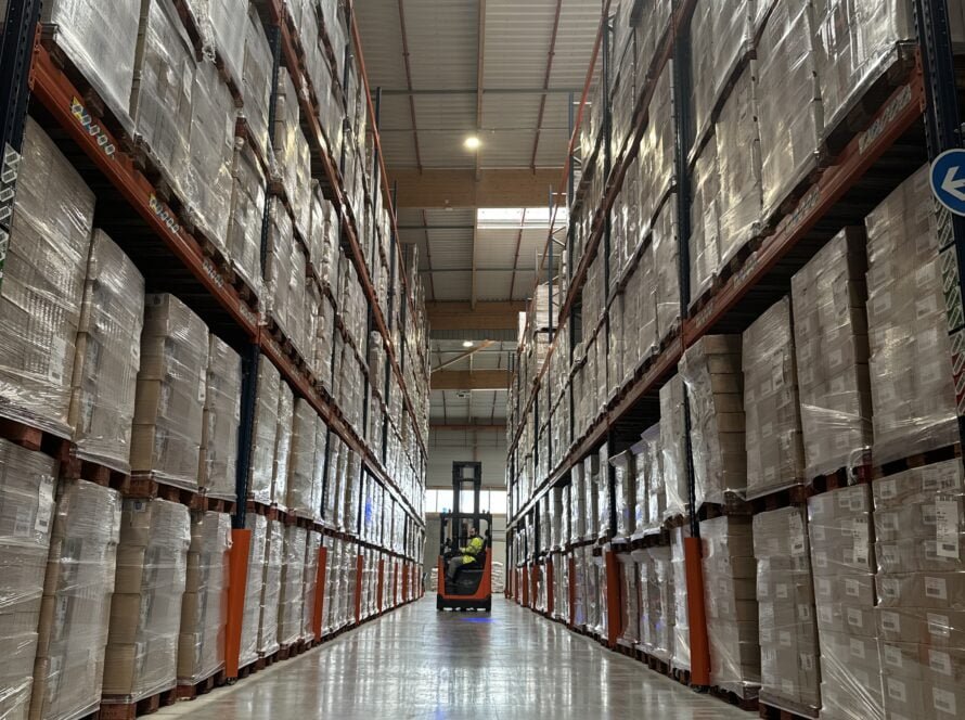 logistique palette plateforme bretagne